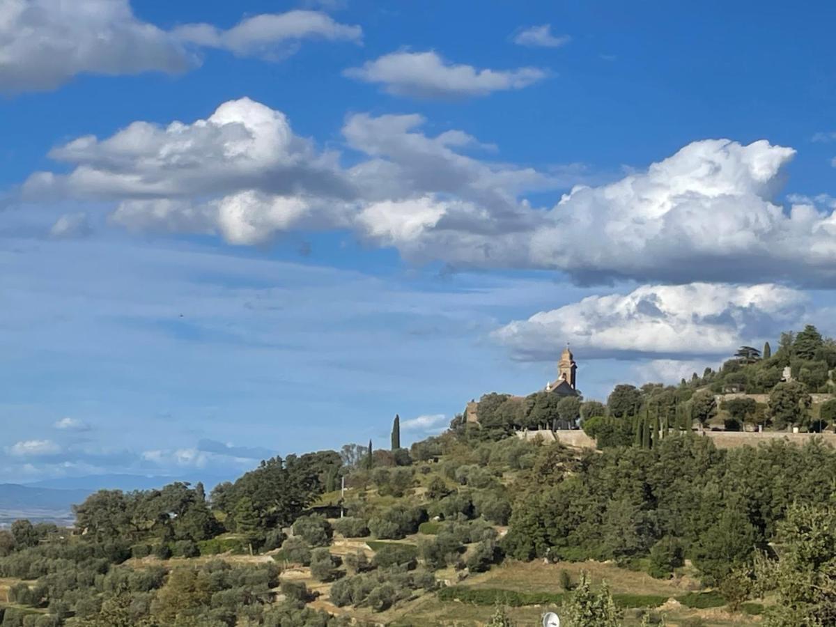 Il Tramonto Apartment Montalcino Luaran gambar